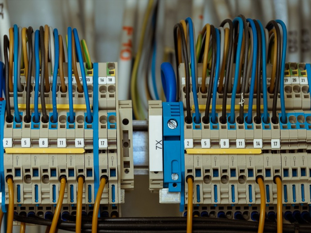 Co neumíme, to zařídíme