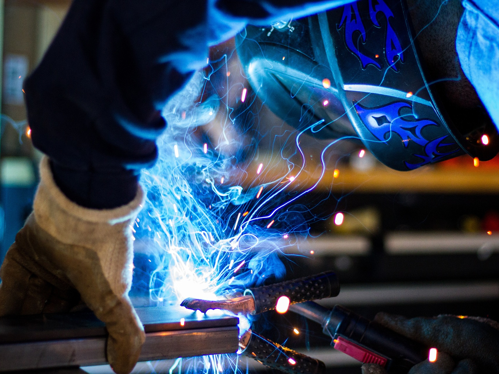 Ironman nebo svářeč?