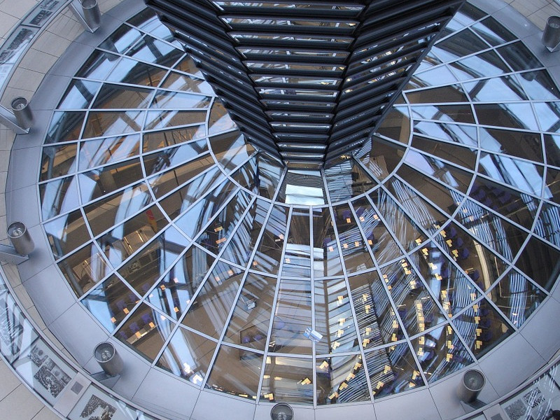 Vypadá jako sklo, ale nerozbije se