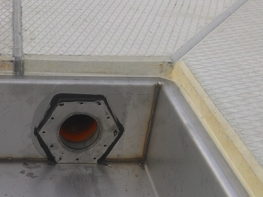 Bezkontaktní myčky moderně, bezpečně a kvalitně