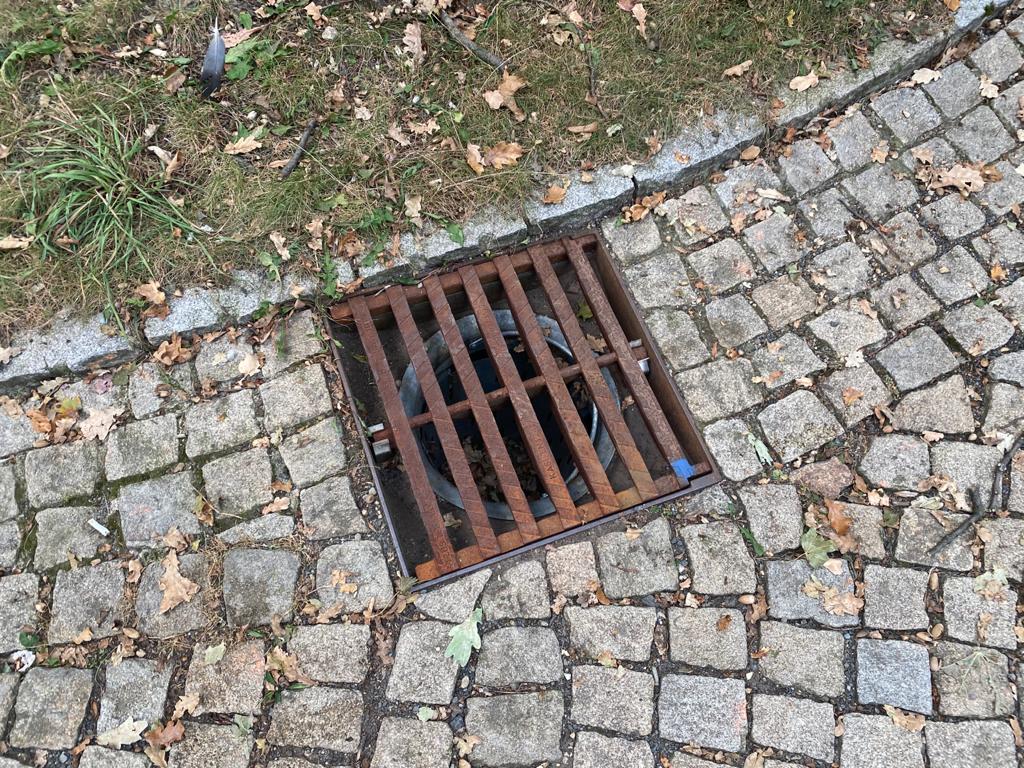 Na co si dávat pozor při pokládce kanalizace