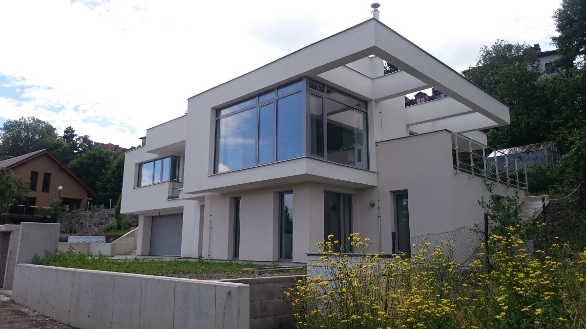 Chcete mít originální a odolný dům či byt? Odpovědí jsou monolity