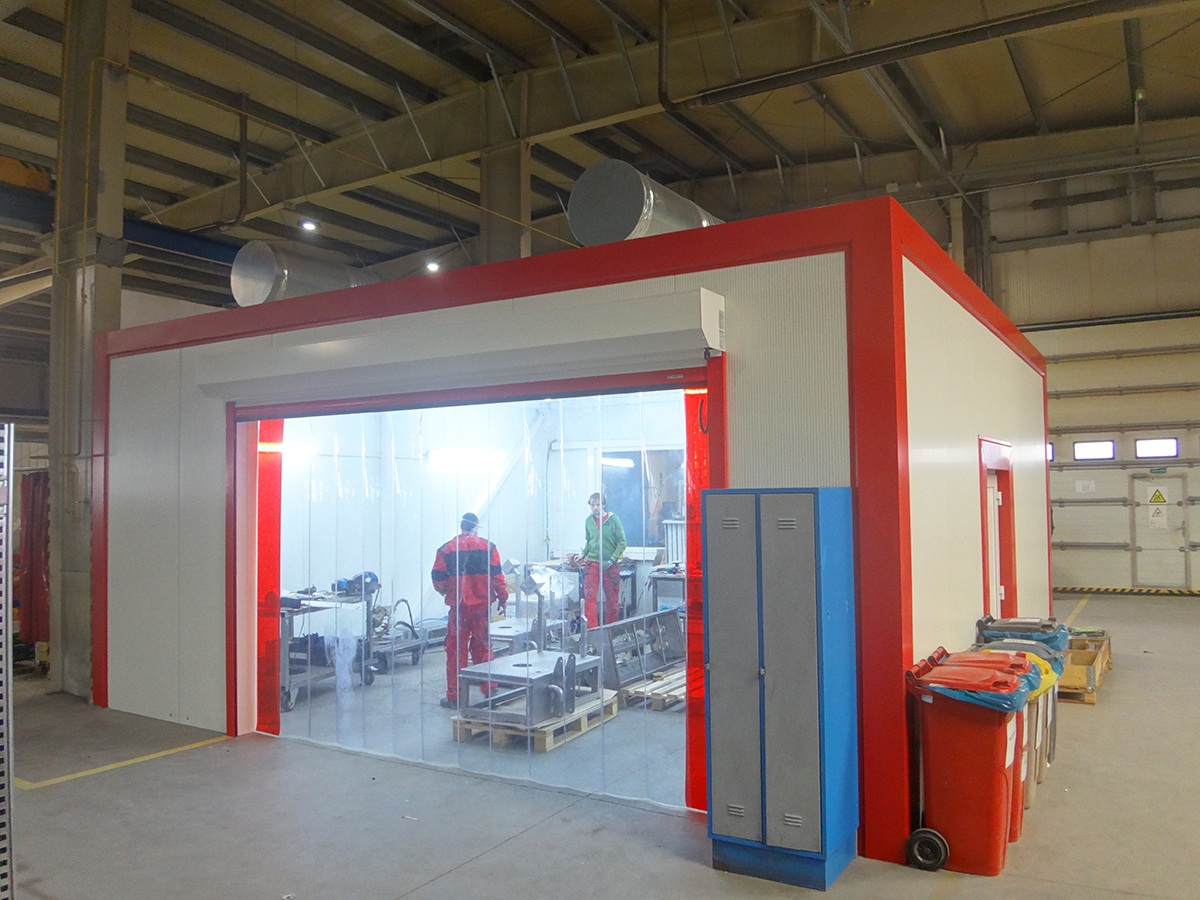 Zajištění bezpečnosti a čistoty: Účinné řešení odsávání nebezpečných částic v průmyslu od firmy Rajch 