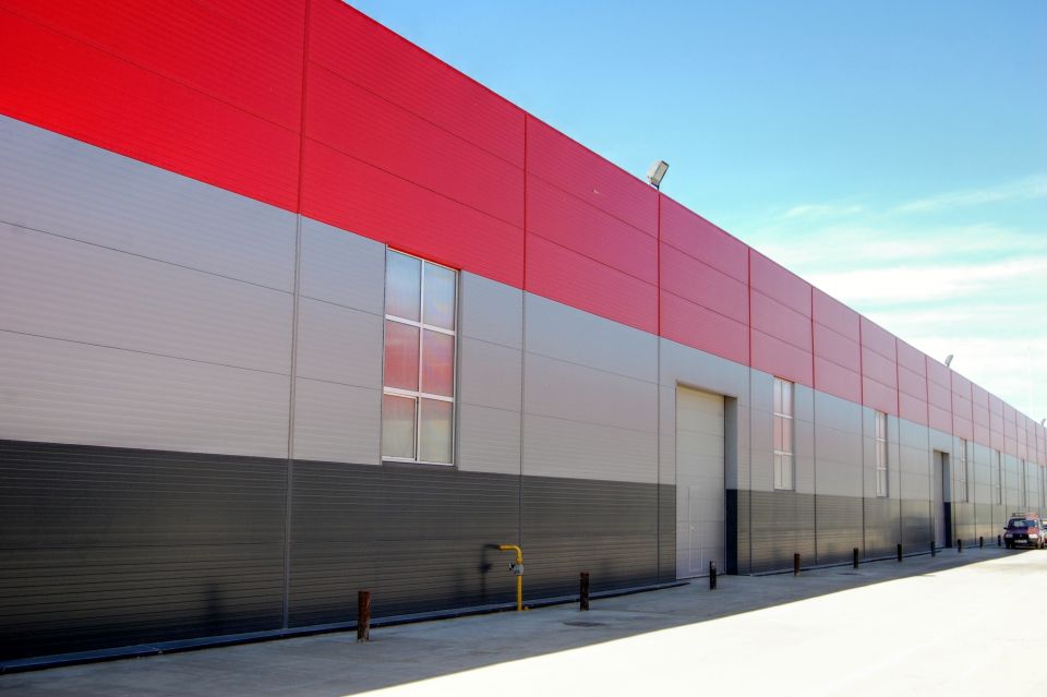 Neztrácejte cenné teplo z vašich průmyslových hal