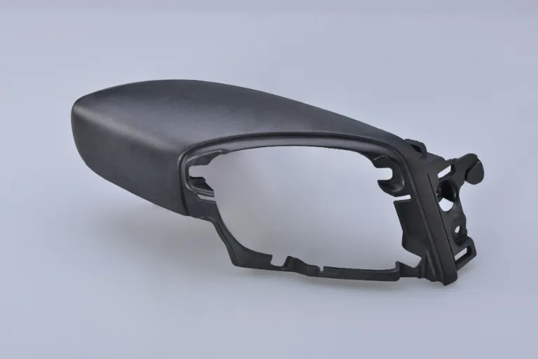 technologie vstrikovani plastu